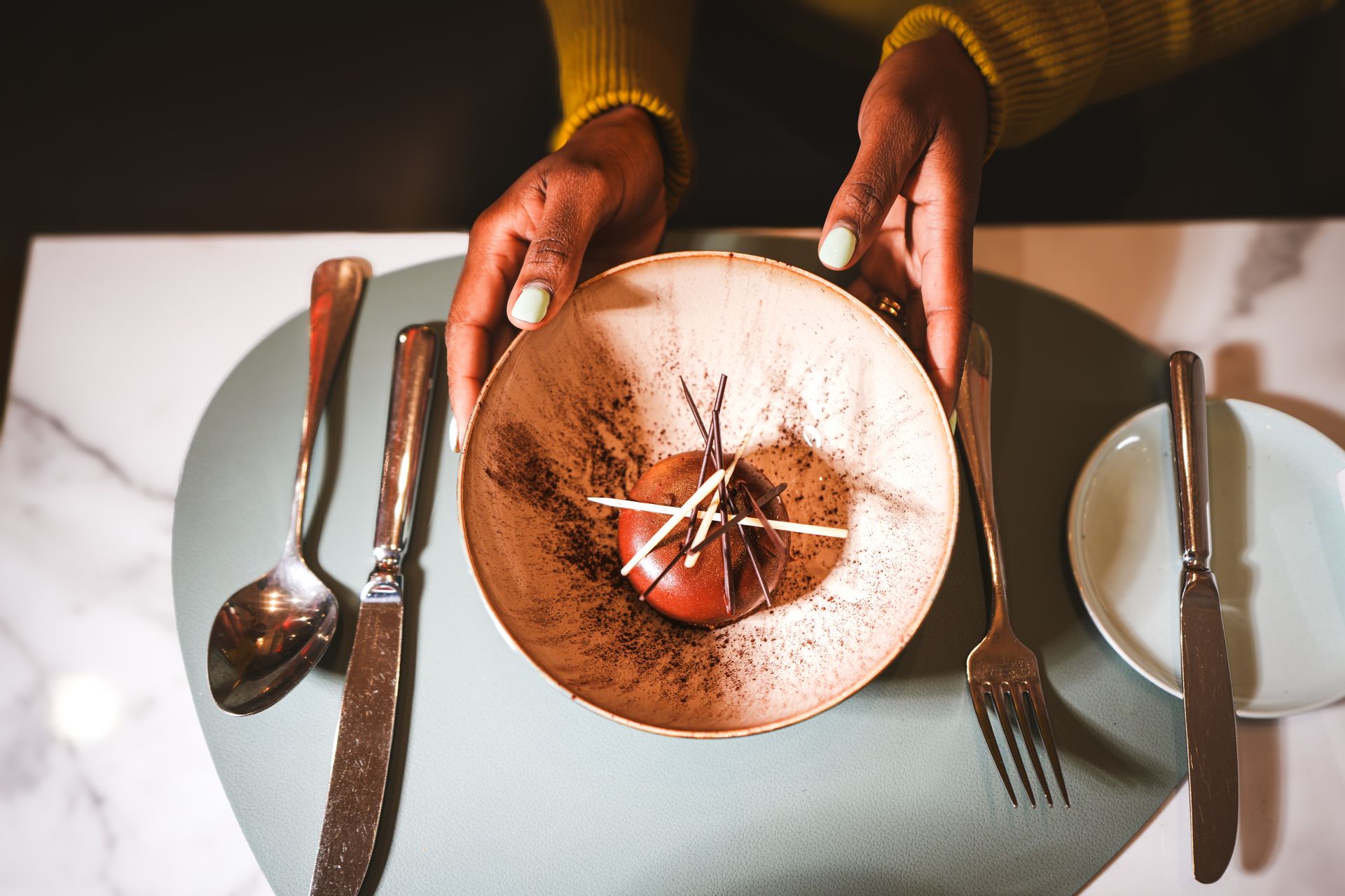 A nicely served dessert in a plate