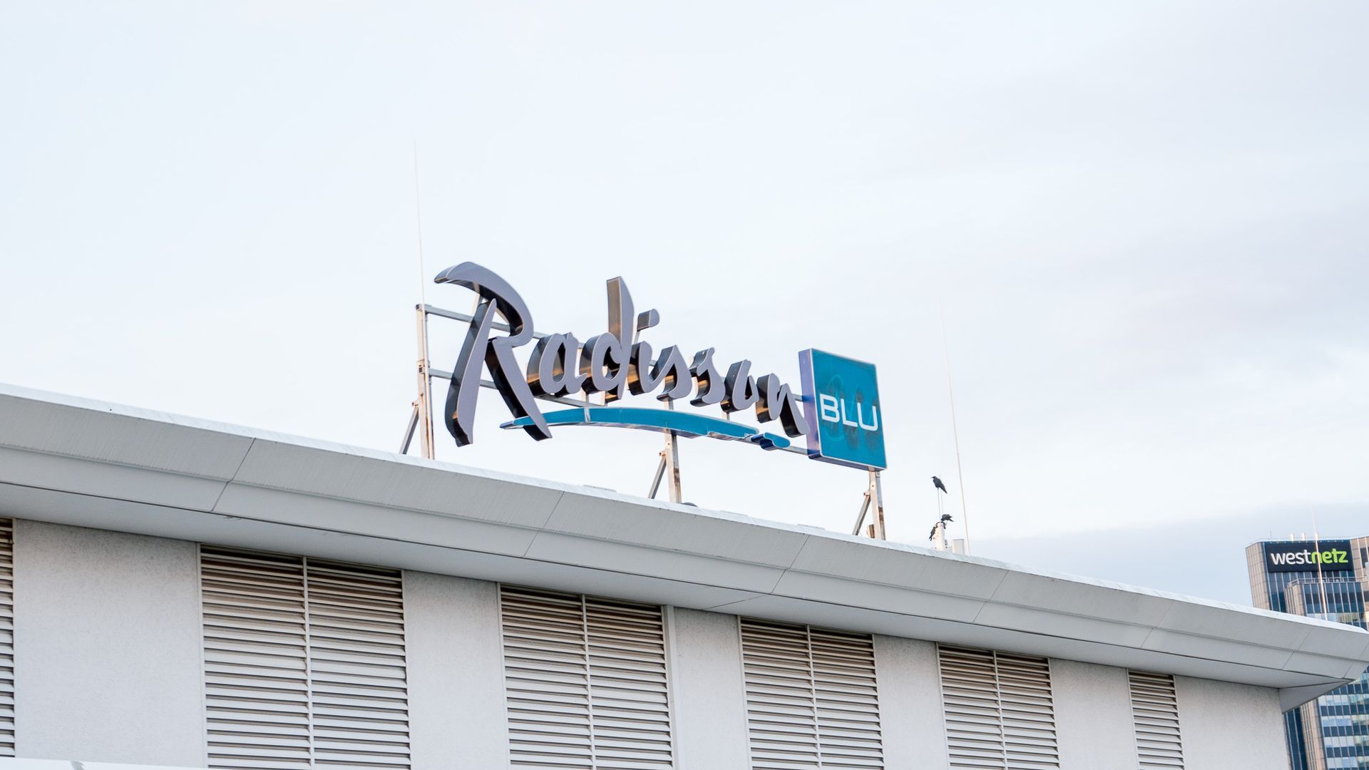 Front view of Radisson Blu
